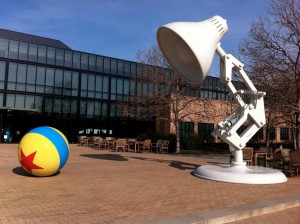 2017-06-Pixar-sztori-2-főhadiszállás