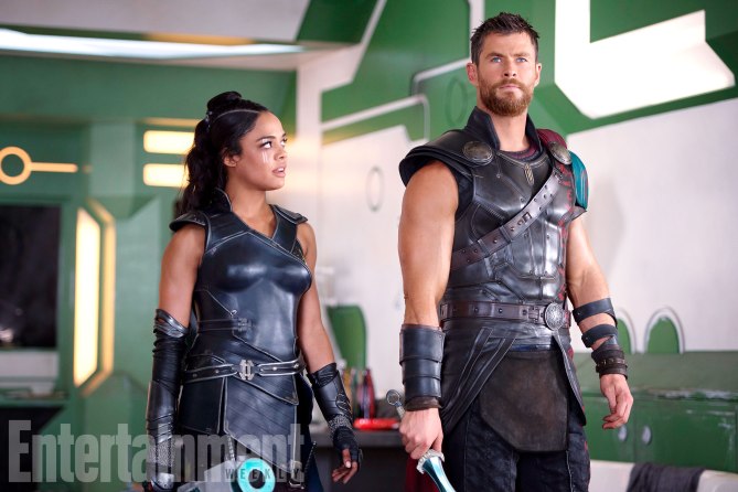 Thor: Ragnarok (2017) L to R: Valkyrie (Tessa Thompson) and Thor (Chris Hemsworth)